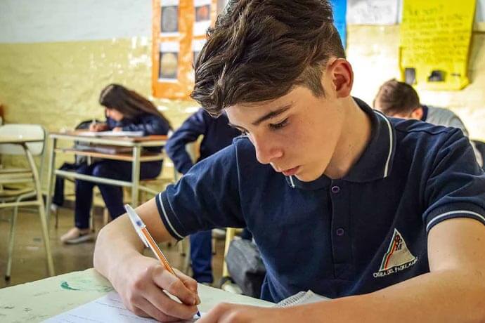 obra-padre-mario_0005_adolescentes